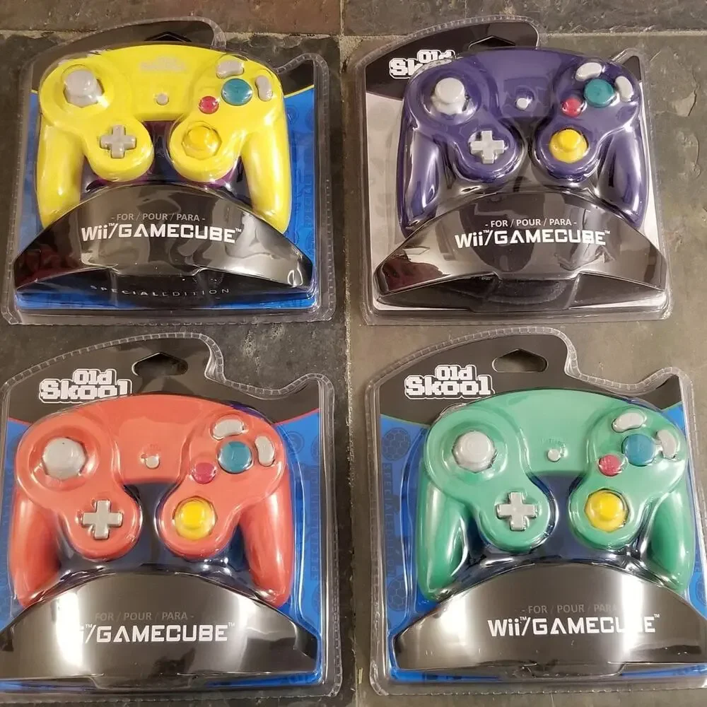 4 Gamecube Controllers - 4 Colors Bundle (NEW) Red Green Yellow Purple, Nintendo